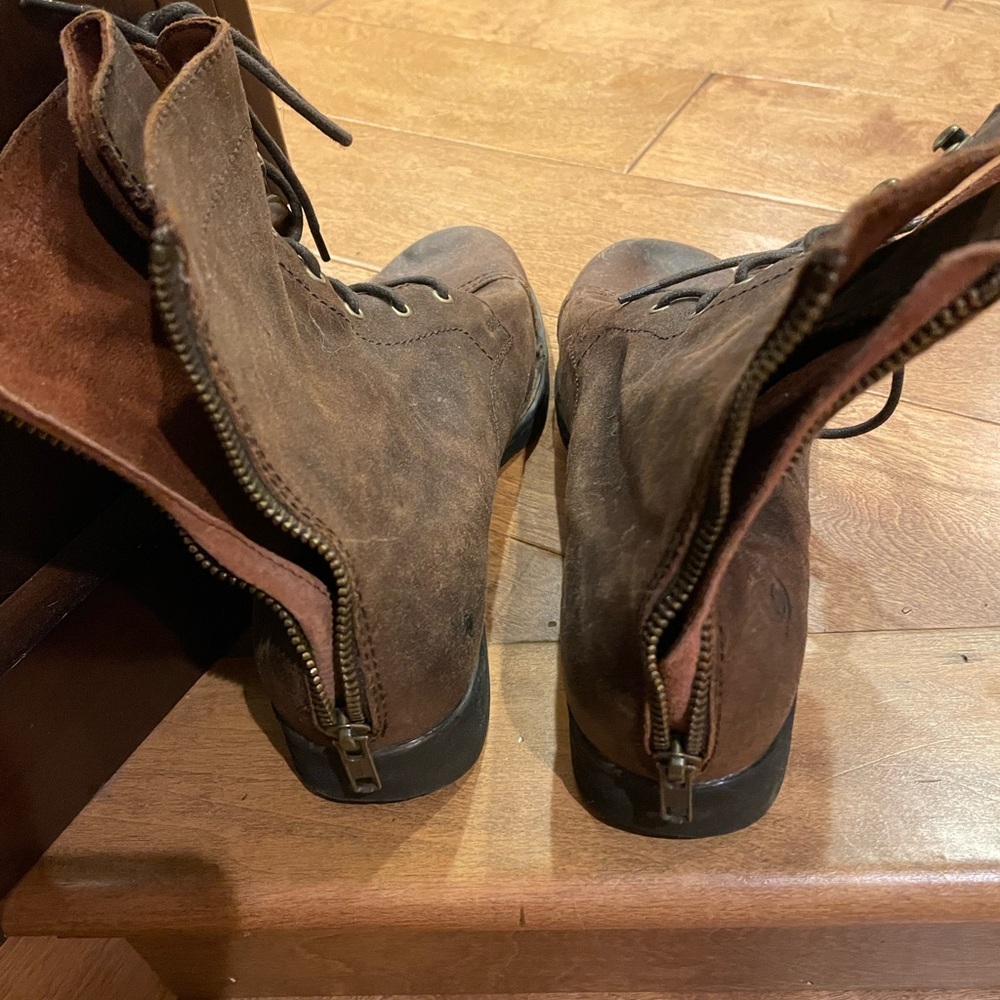 Born boots/booties. - Picture 9 of 9